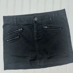 Express Stylish Black Denim Mini Moto Trendy Skirt with Zipper Accents Size 6